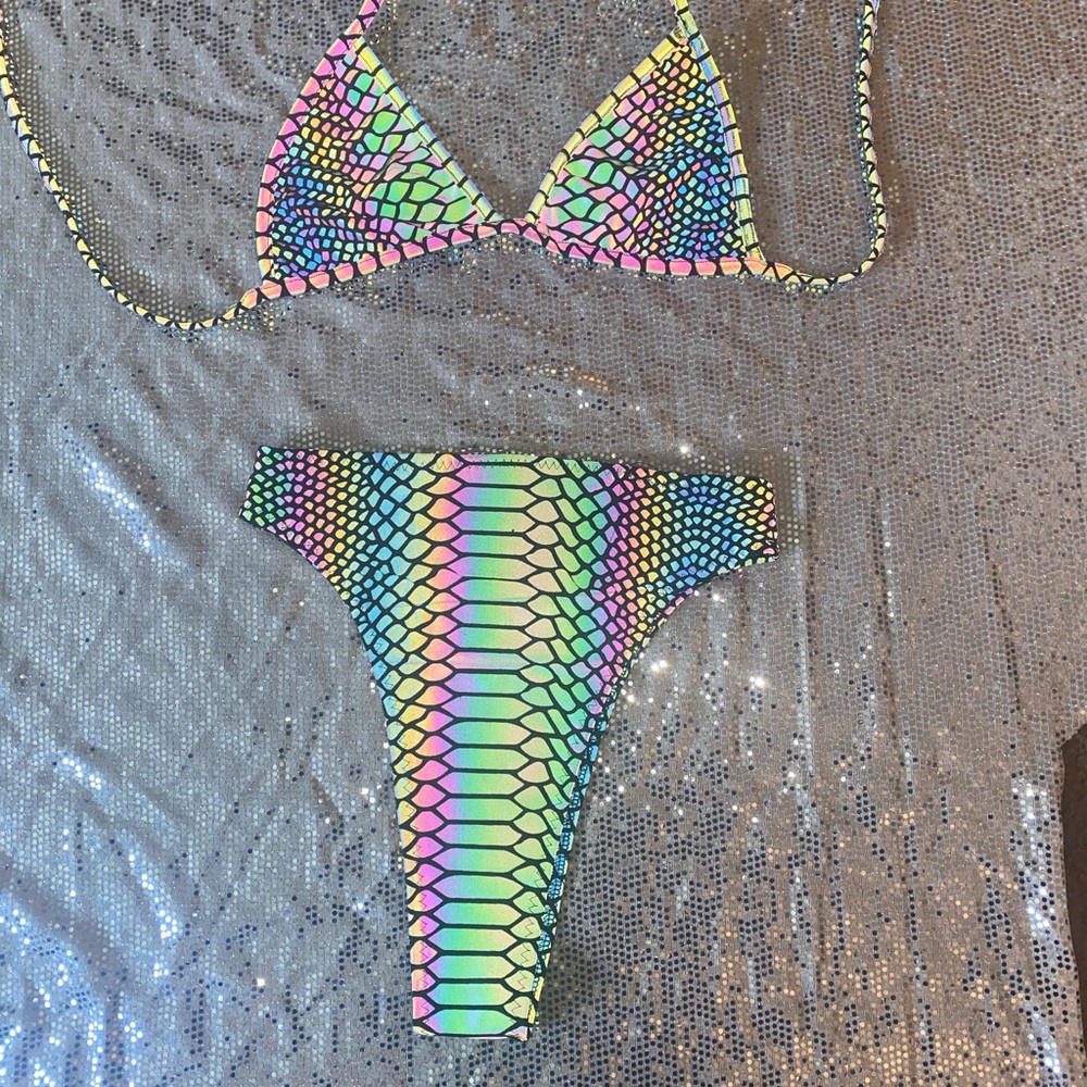 Two piece Rainbow and Reflective bikini set - Picture 6 of 8